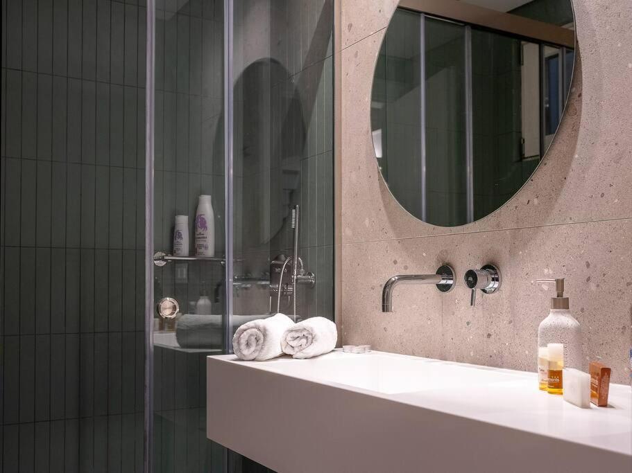 Iris Luxury Apartment At The Heraklion Center Экстерьер фото